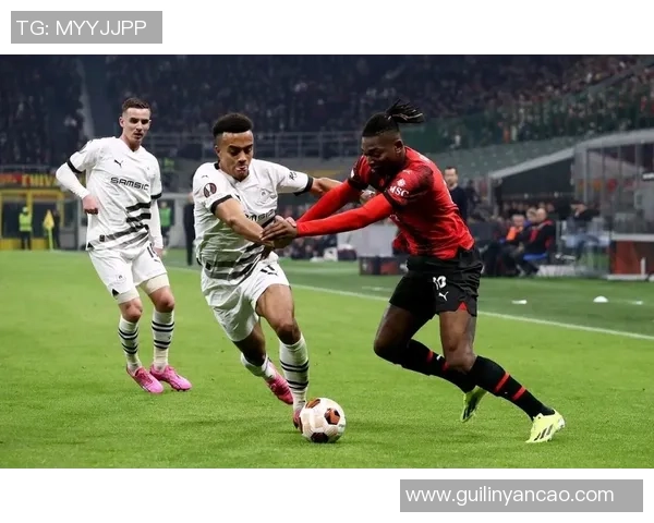 欧联杯经典对决AC米兰逆转尤文图斯全场沸腾战术解析