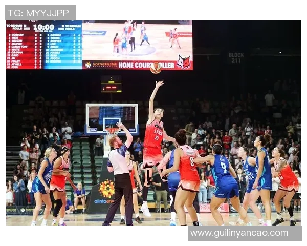 姚明在韩国赛场的精彩表现与篮球文化的深度交融探讨