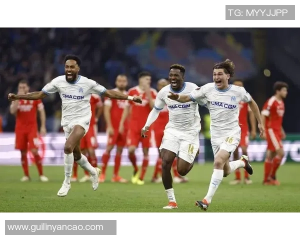 欧联杯惊心动魄本菲卡点球战胜曼联引发转会热议