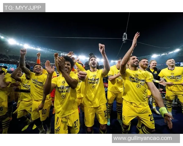 德甲惊天冷门那不勒斯狂胜多特蒙德五球引发全场震撼