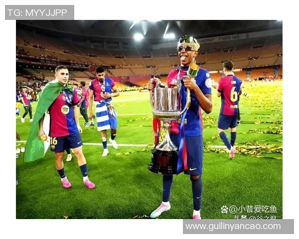 足总杯精彩对决阿森纳与巴萨战成平局战术解析引发全场热议