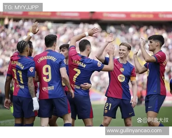 西甲激战：里昂狂胜巴萨5-1神扑瞬间点燃全场激情