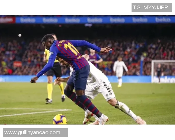 西甲经典对决巴萨与皇马激战成平局数据分析揭示比赛精彩瞬间 西甲经典对决巴萨与皇马激战成平局数据分析揭示比赛精彩瞬间